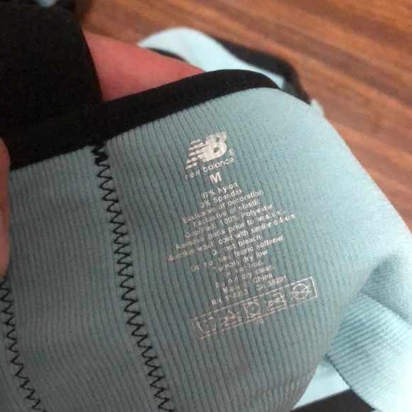 New balance sports bra - Picture 3 of 3
